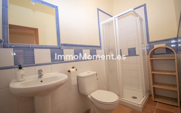 Reventa - Casa de campo - Interior  - Alora