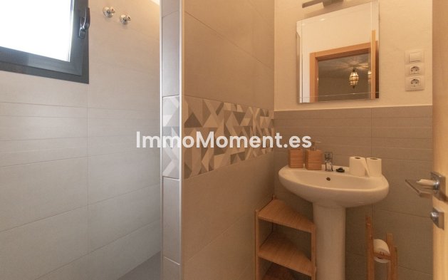 Reventa - Casa de campo - Interior  - Alora