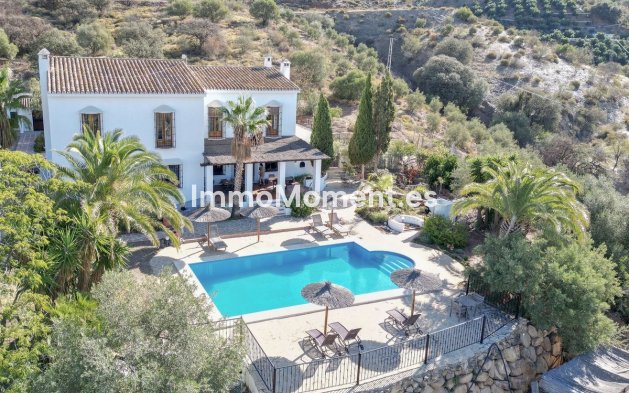 Reventa - Casa de campo - Interior  - Alora