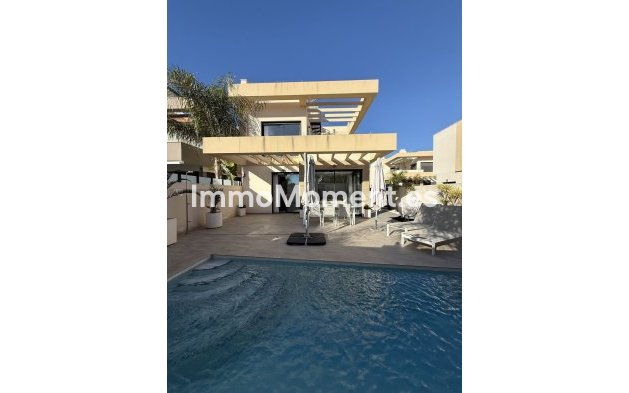 Resale - Villa - Los Montesinos - Los Montesinos Centro