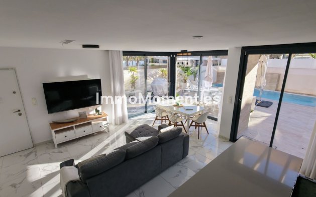 Resale - Villa - Los Montesinos - Los Montesinos Centro