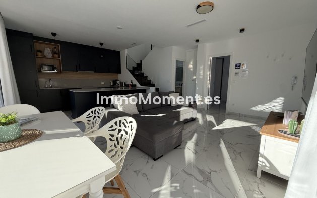 Resale - Villa - Los Montesinos - Los Montesinos Centro