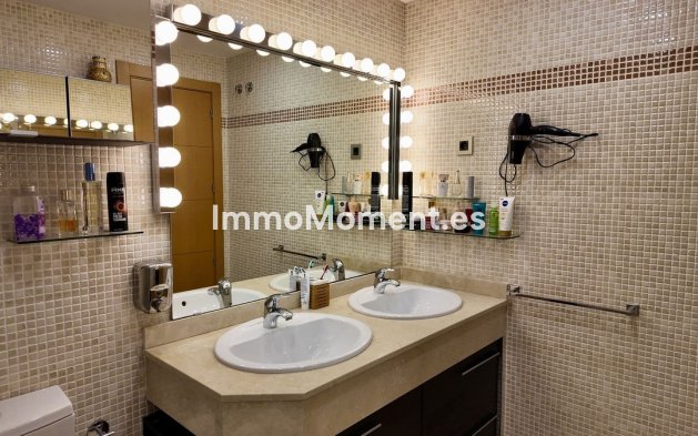 Wiederverkauf - Wohnung - Torremolinos - El Pinillo