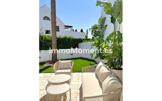 Resale - Apartment - Marbella - Nueva Andalucía