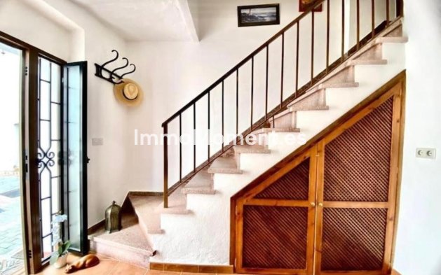 Revente - Maison mitoyenne - Intérieur                       - Istán