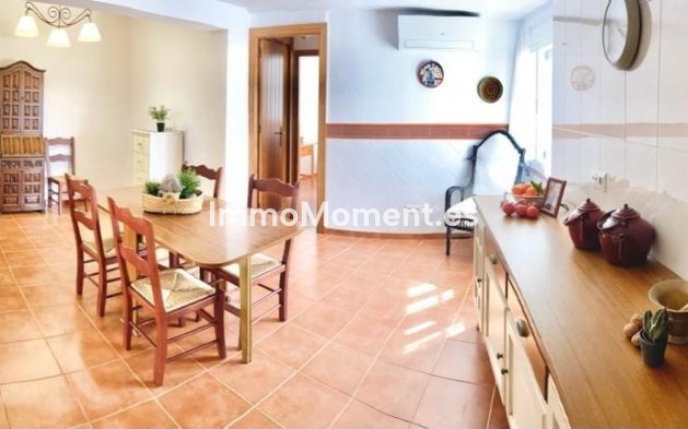 Revente - Maison mitoyenne - Intérieur                       - Istán