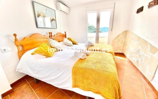 Revente - Maison mitoyenne - Intérieur                       - Istán