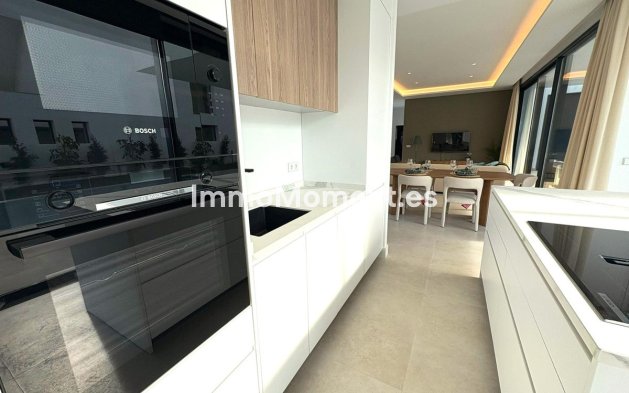 Revente - Villa - Estepona  - Estepona Centro