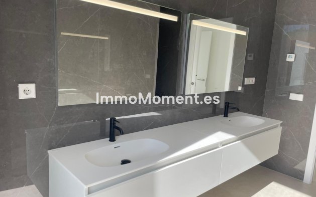 Revente - Villa - Estepona  - Estepona Centro