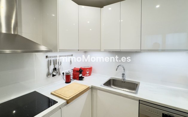 Revente - Appartement - Marbella - Elviria
