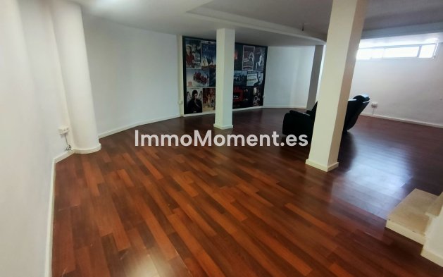 Revente - Villa - Estepona  - Cancelada