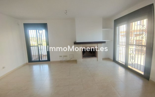 Revente - Villa - Estepona  - Cancelada