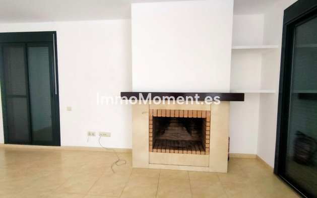 Revente - Villa - Estepona  - Cancelada