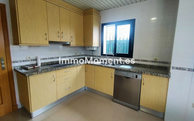 Revente - Villa - Estepona  - Cancelada