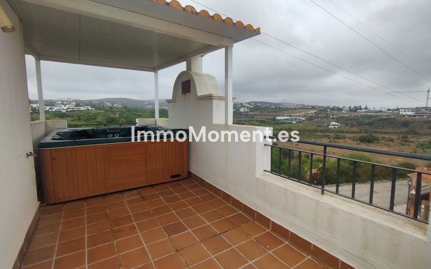 Revente - Villa - Estepona  - Cancelada