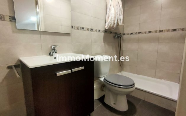 Revente - Villa - Estepona  - Cancelada