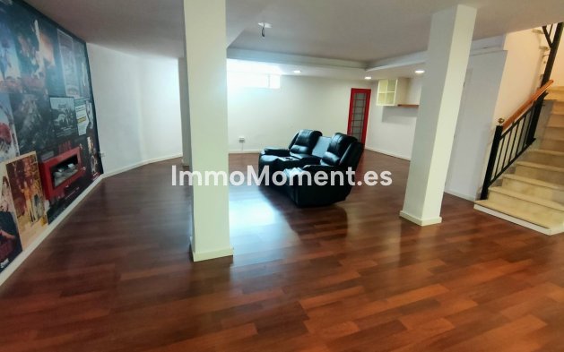 Revente - Villa - Estepona  - Cancelada