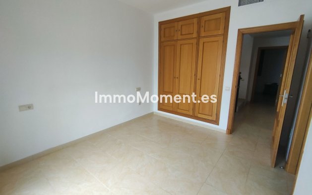 Revente - Villa - Estepona  - Cancelada