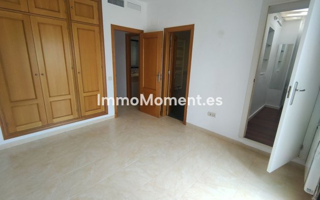 Revente - Villa - Estepona  - Cancelada