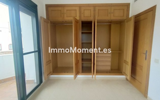 Revente - Villa - Estepona  - Cancelada