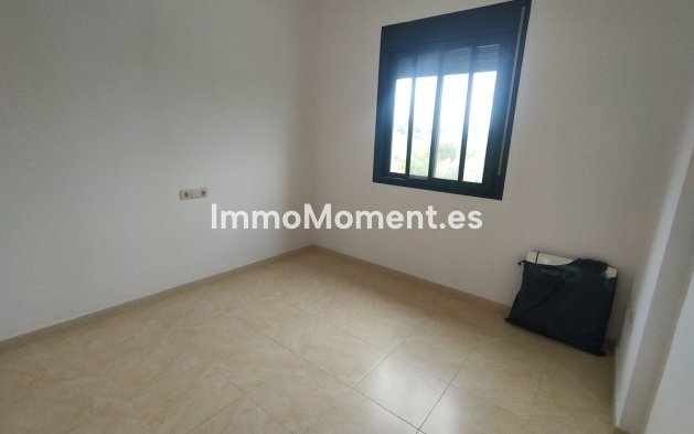 Revente - Villa - Estepona  - Cancelada