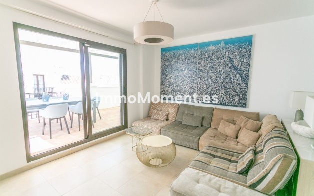 Resale - Apartment - Marbella - Altos de los Monteros