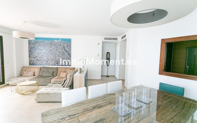 Resale - Apartment - Marbella - Altos de los Monteros