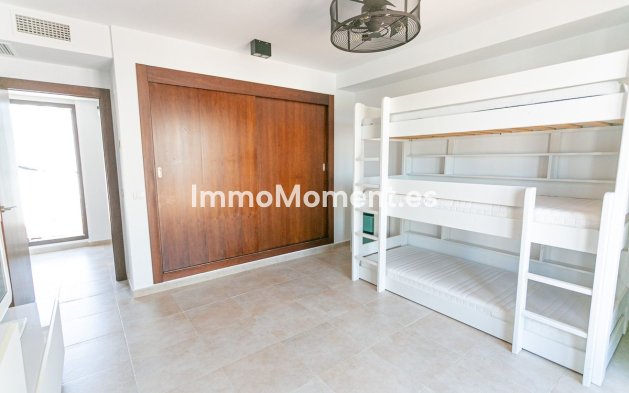 Resale - Apartment - Marbella - Altos de los Monteros