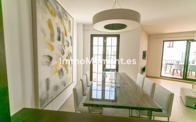 Resale - Apartment - Marbella - Altos de los Monteros