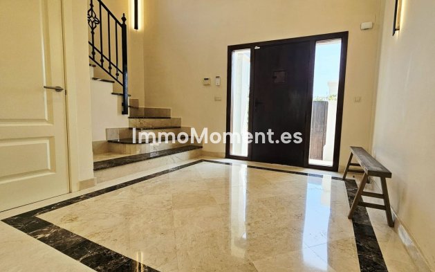 Revente - Villa - Estepona  - Estepona Centro