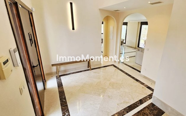 Revente - Villa - Estepona  - Estepona Centro