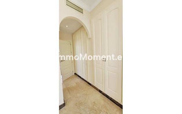 Revente - Villa - Estepona  - Estepona Centro