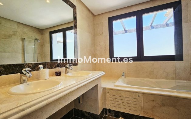 Revente - Villa - Estepona  - Estepona Centro