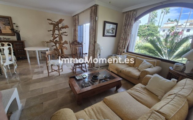Revente - Maison mitoyenne - Estepona  - Atalaya