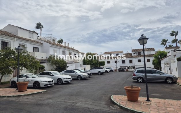 Revente - Maison mitoyenne - Estepona  - Atalaya