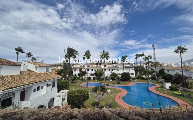 Revente - Maison mitoyenne - Estepona  - Atalaya