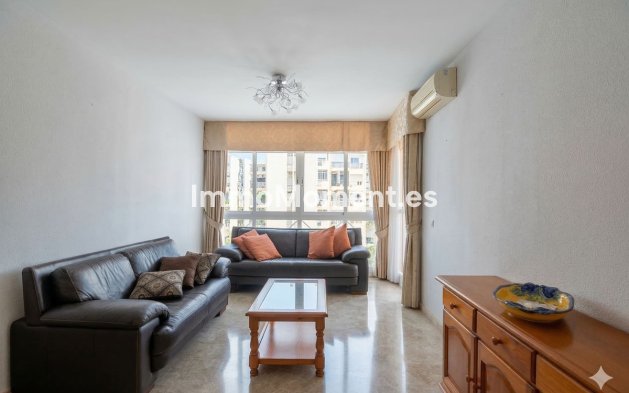 Wiederverkauf - Wohnung - Fuengirola - Fuengirola Centro