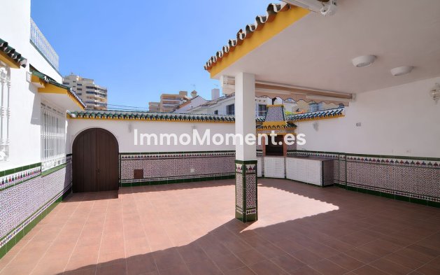 Resale - Villa - Fuengirola - Fuengirola Centro