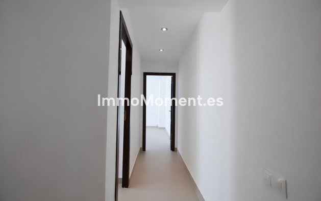 Resale - Villa - Fuengirola - Fuengirola Centro