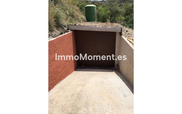 Reventa - Casa de campo - Interior  - Guaro