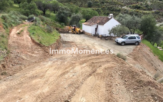 Reventa - Casa de campo - Interior  - Guaro