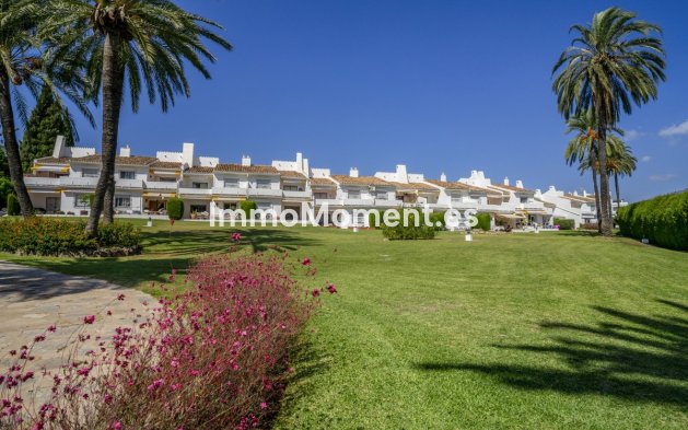 Wiederverkauf - Wohnung - Marbella - Nueva Andalucía