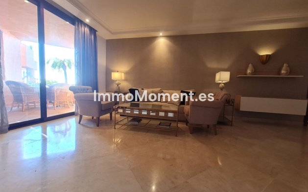 Revente - Appartement - Estepona  - Estepona Centro