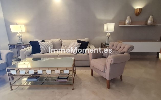 Revente - Appartement - Estepona  - Estepona Centro
