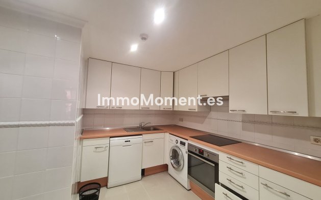 Revente - Appartement - Estepona  - Estepona Centro
