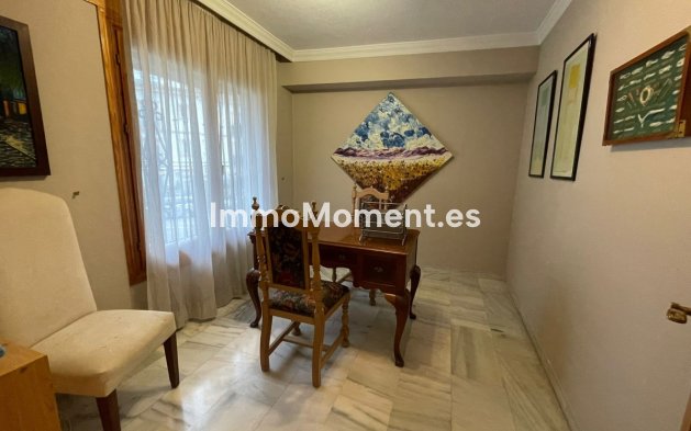 Revente - Maison mitoyenne - Estepona  - Estepona Centro