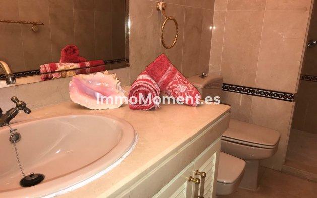 Revente - Maison mitoyenne - Estepona  - Estepona Centro