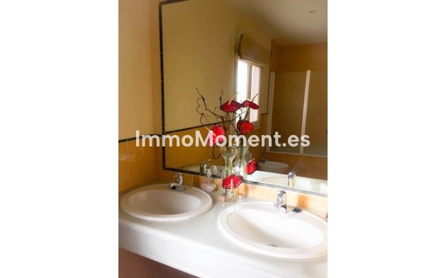 Wiederverkauf - Villa - Estepona  - Estepona Centro