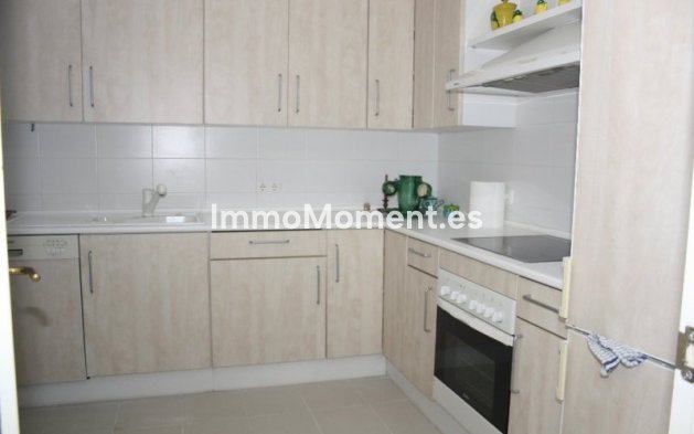 Wiederverkauf - Wohnung - Estepona  - Estepona Centro