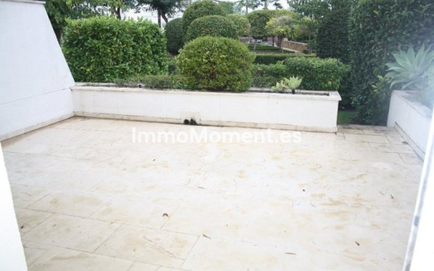 Wiederverkauf - Wohnung - Estepona  - Estepona Centro